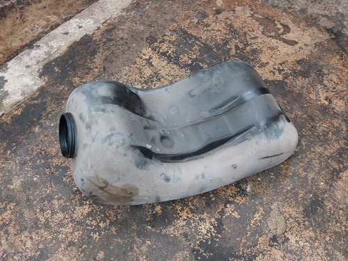 Volvo 740 petrol - fuel, tank