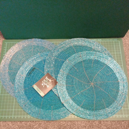 Glass beaded round placemat - round,