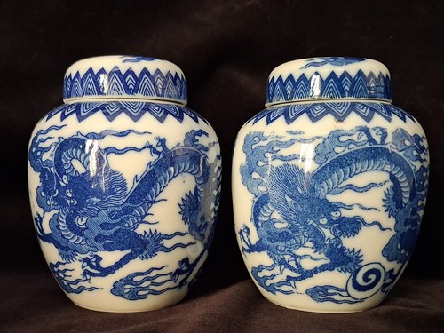 Pair small lidded ginger - lidded,