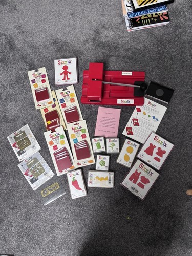 Sizzix die cutter press - die,