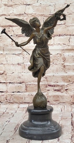Art deco hand made nike - deco,