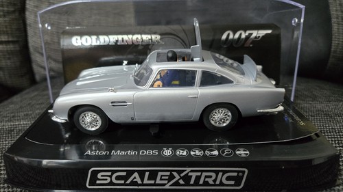 New scalextric c4436 james - scalextric,