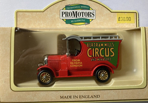 Lledo promotors 1926 bull nose - 1926,