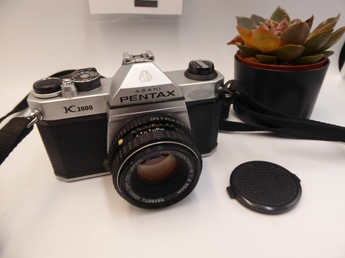 Pentax k1000 film camera - pentax,