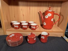 Noritake Red with Daisies