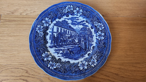 Royal tudor ware coaching - royal,