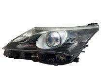 TOYOTA AVENSIS HEADLIGHT FRONT