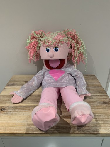 Silly puppets full - silly,