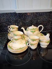 Grindley tea set cream petal