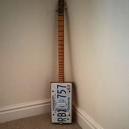 Cigar box guitar licence - cigar,