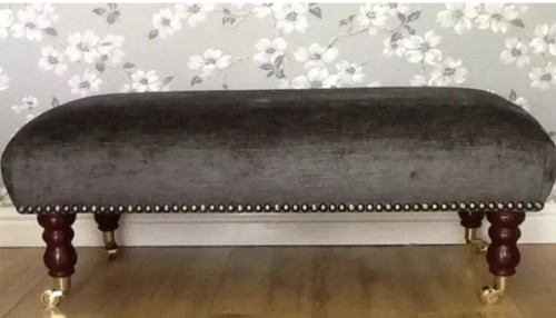 New footstool laura - new,