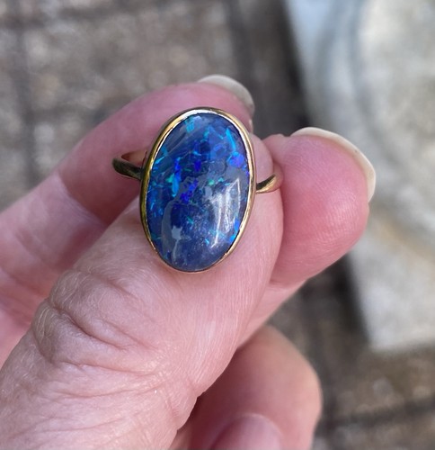 Black opal doublet - opal,