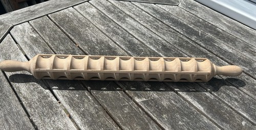 Vintage wooden ravioli - ravioli, pasta