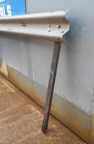 Used crash barrier - used, armco