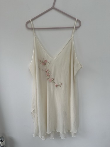 Secret treasures vintage y2k - vintage,