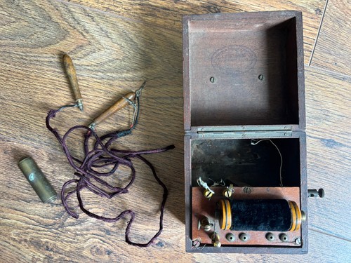 Antique holmes co - co, faradic