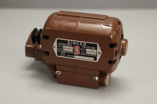 Vintage brown singer sewing - brown,