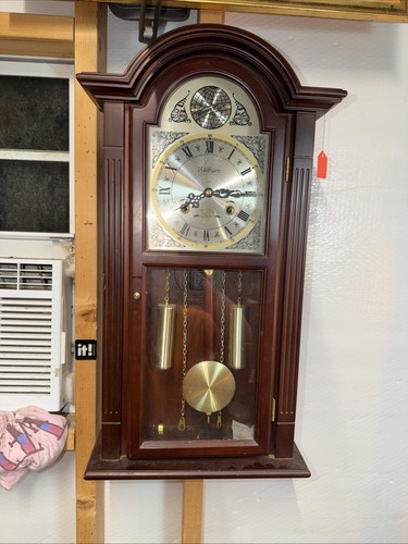Walthan tempus fugit day - tempus,