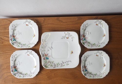 Heathcote square tea plates