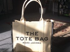 Marc Jacobs The Tote Bag -