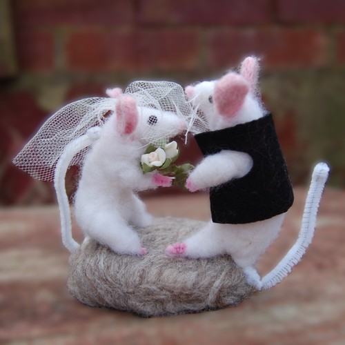 Hand made felt - hand, mice