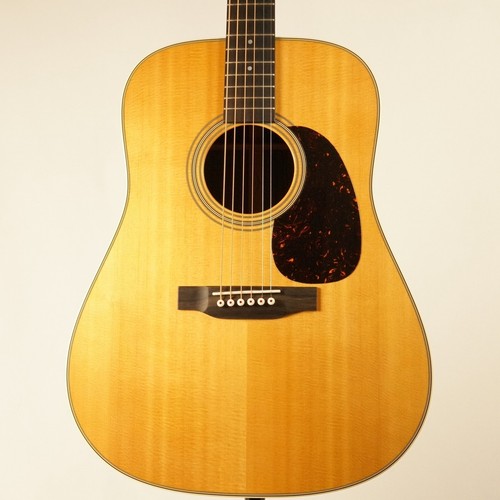 Martin standard 2913223 - d-28,