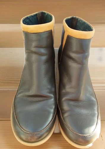 Camper size brown tan - 7.5,