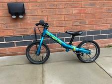 Isla balance bike rothan 12" teal. Very good used condition