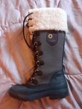BNWOB Genuine! Ladies UGG