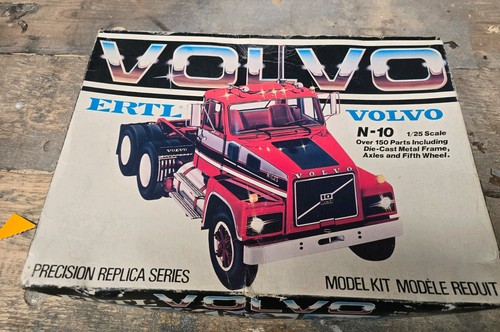 Ertl volvo 10 truck ltd - truck,