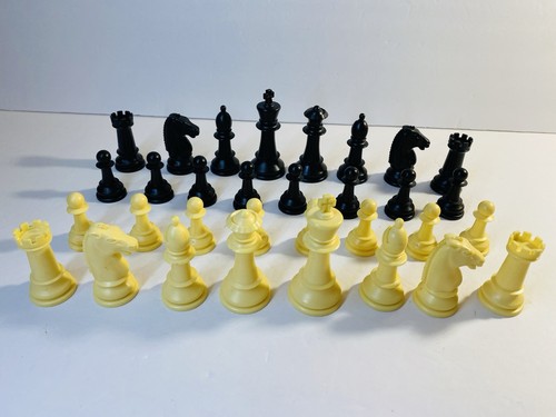 Staunton design chess men - chess,