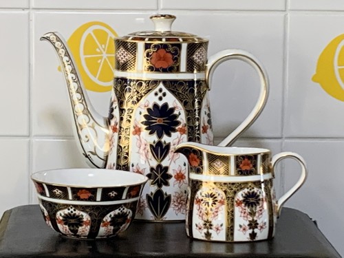 Royal crown derby - crown, imari