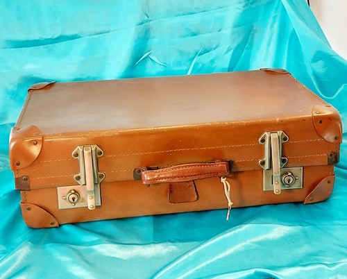 Vintage brown cheney - vintage,