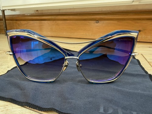 Dita creature 22035 - 22035, c