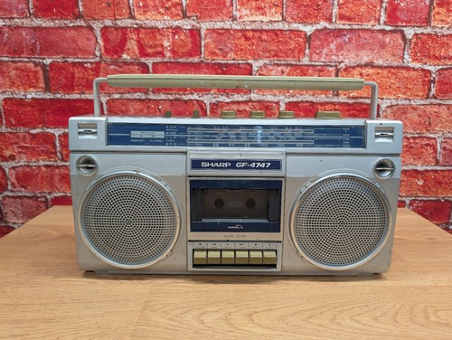 Sharp 4747 vintage radio - gf-4747,