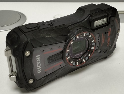 Ricoh 16mp waterproof - wg-30,