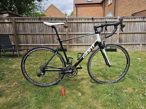 Giant defy road - giant,