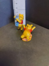 Pair pooh bear collectable - pair,