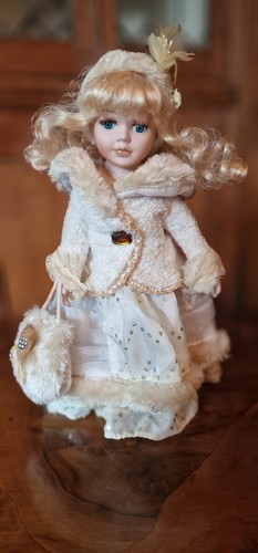 Beautiful gwendoline alberon - beautiful,