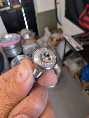 Titanium bolt hartge - bolt,