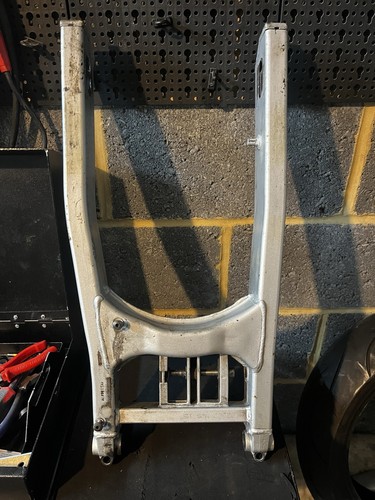 Swingarm ducati monster 620 - swingarm,
