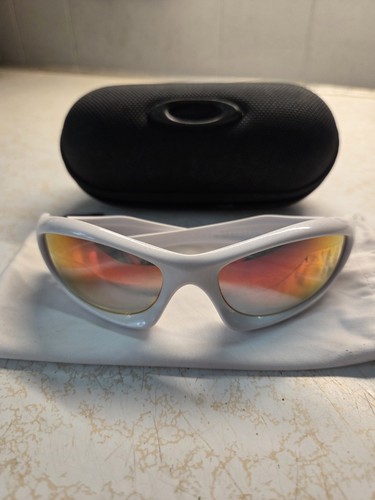 Genuine vintage oakley - genuine,