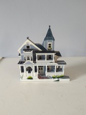 Shelia’s 1994 Titman House Belvidere NJ Shelf Sitter