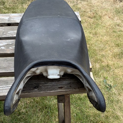 Suzuki bandit seat - suzuki,