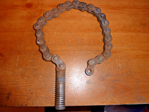 Record pipe vice - chain, 183