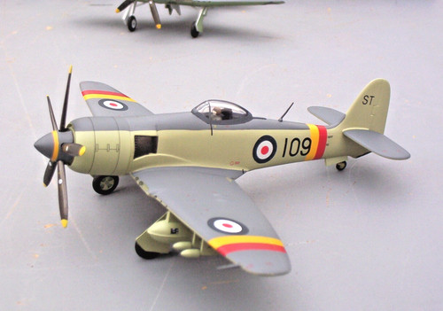 Hawker sea fury 11 - hawker,
