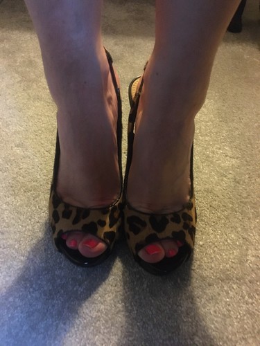 Jessica simpson sz5 - sz5.5, sling