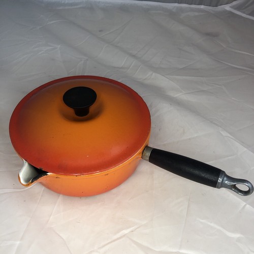 Vintage creuset cast iron - cast,