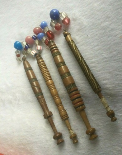 Antique lace bobbins - , medium
