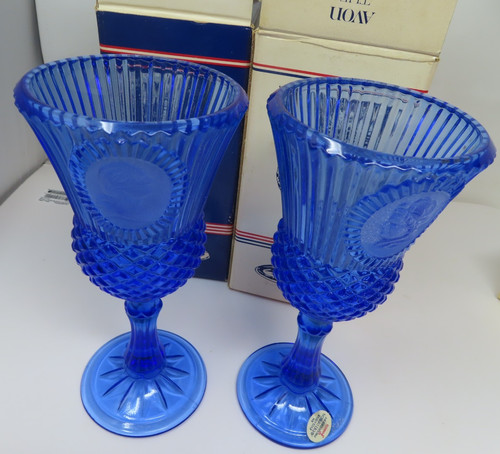 Vtg avon blue glass - blue,